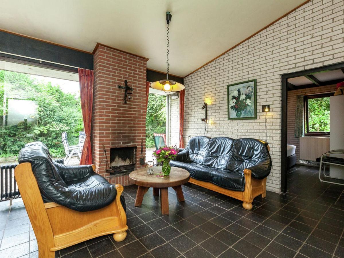 Comfortable Detached Bungalow 65 M2 캄퍼란트 외부 사진