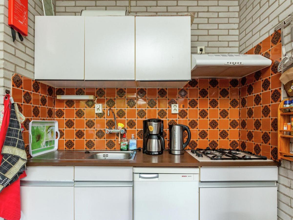 Comfortable Detached Bungalow 65 M2 캄퍼란트 외부 사진
